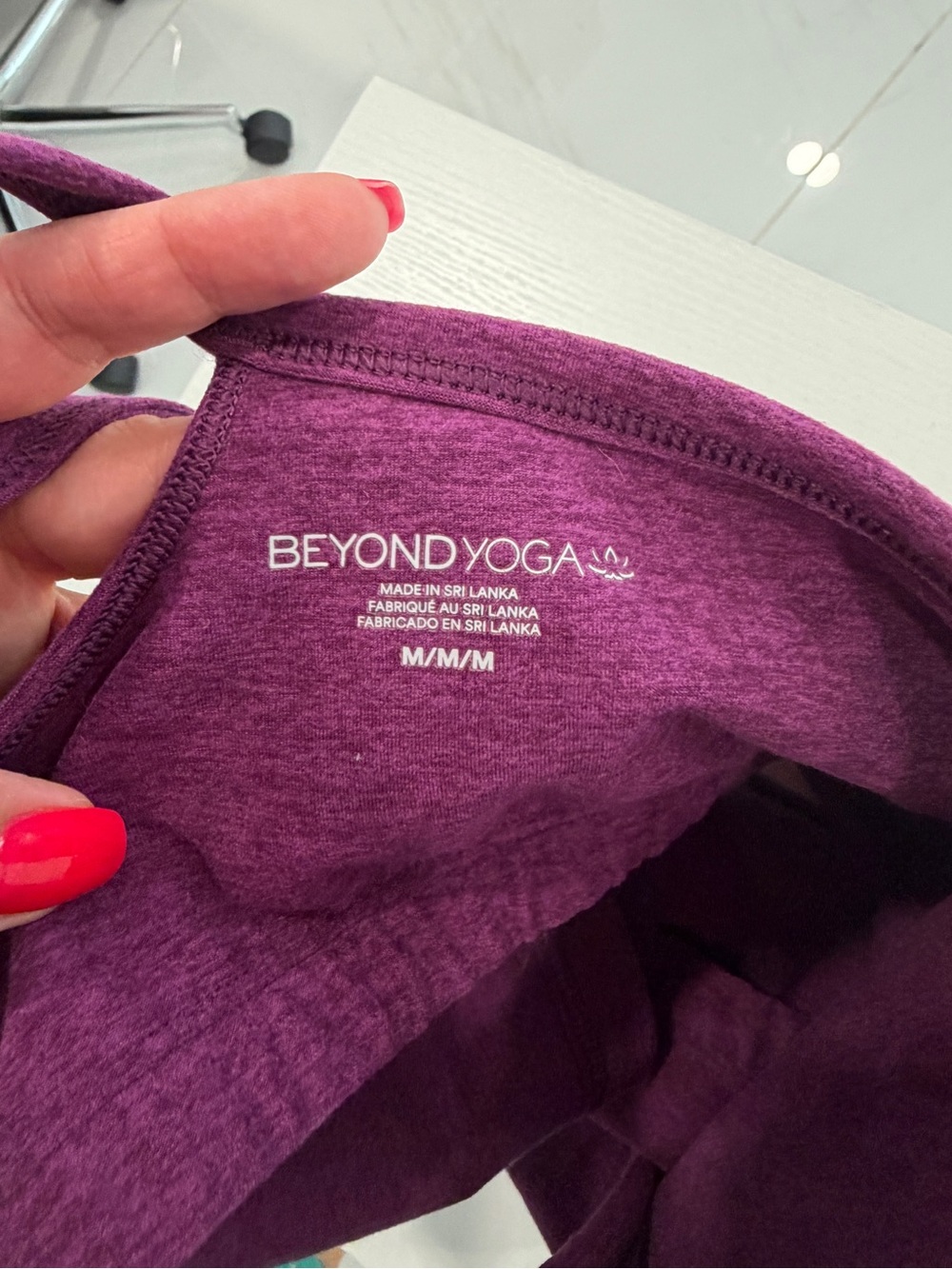 Beyond Yoga Spacedye Slim Racerback Cropped Tank Aubergine-Beet / M - Picture 4 of 4